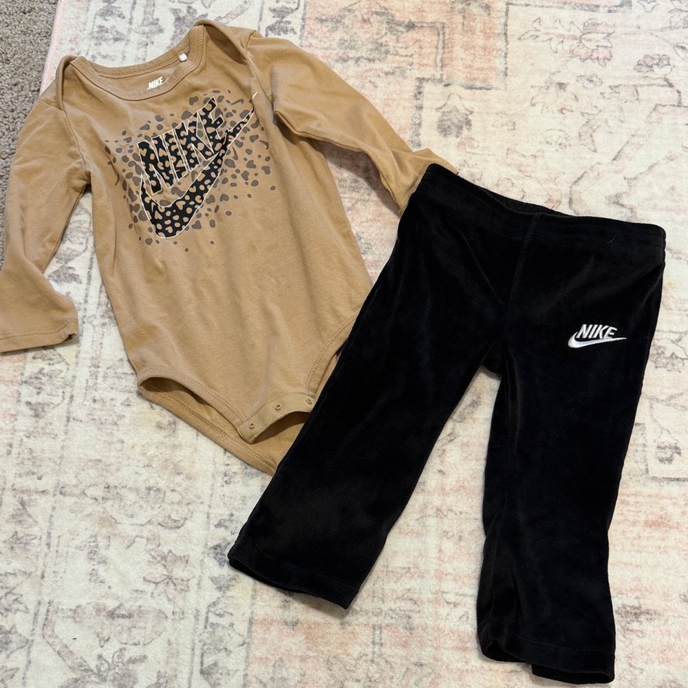 Nike matching set